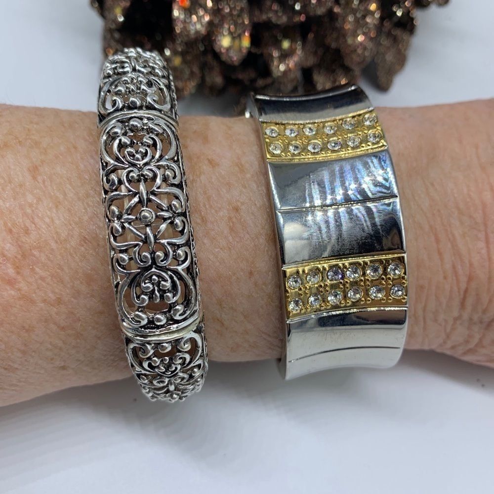 ‎Bracelets - Set of 2